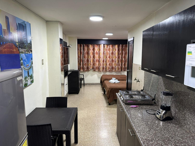 Others 2, Residencia Terreros, Guayaquil