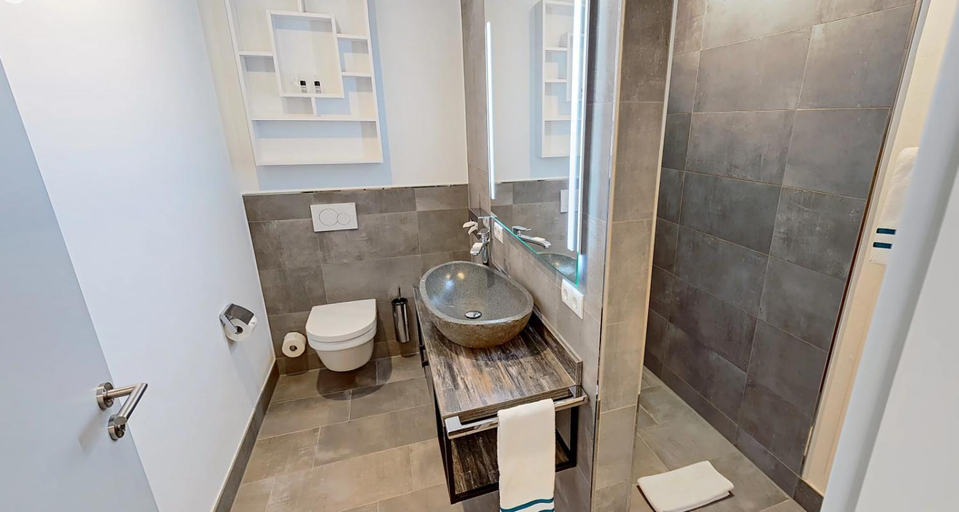 Bathroom 2, Boardinghouse Emden, Emden
