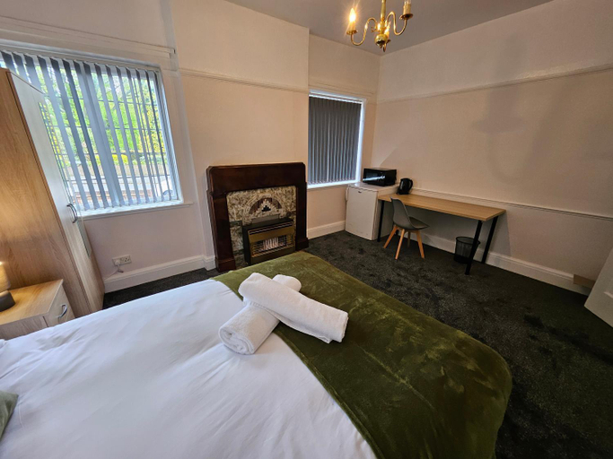 Others 3, Brunswick Park Shared House, Sandwell