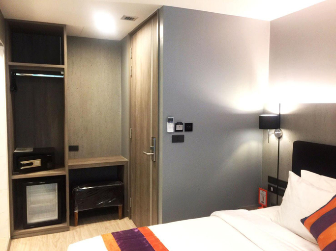 Bedroom 21