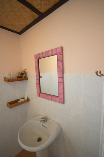 Bathroom 7