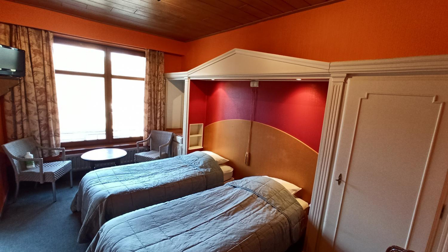 Bedroom 5