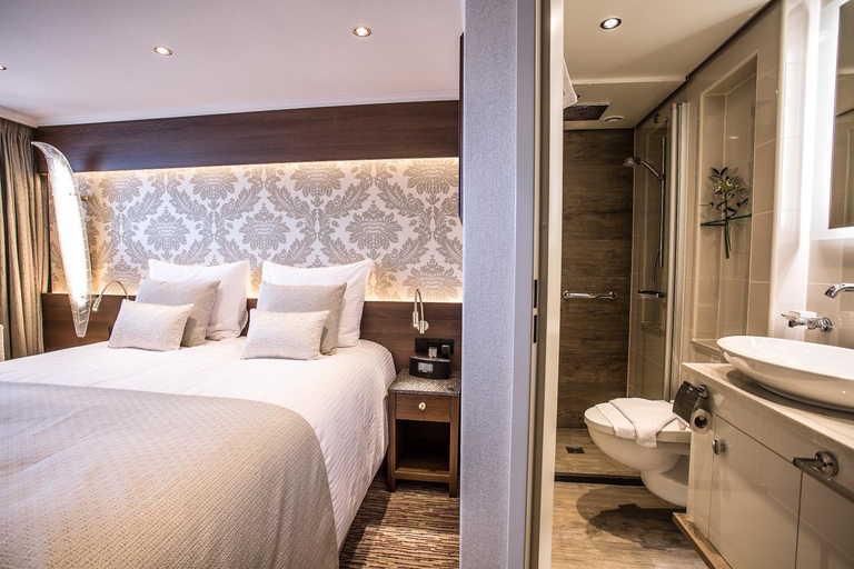 Bedroom 2, VIVA RIVERSIDE 4+ Altstadt Dusseldorf, Düsseldorf