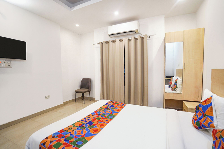 Bedroom 2, Fabexpress Prime Inn, Kaushambi