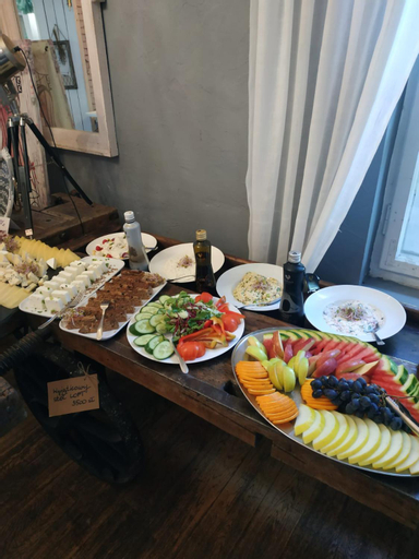 Food & Drinks 8