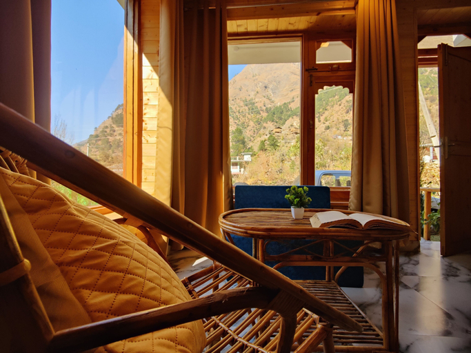 Others 4, Tirthan Stone Age inn, Kullu