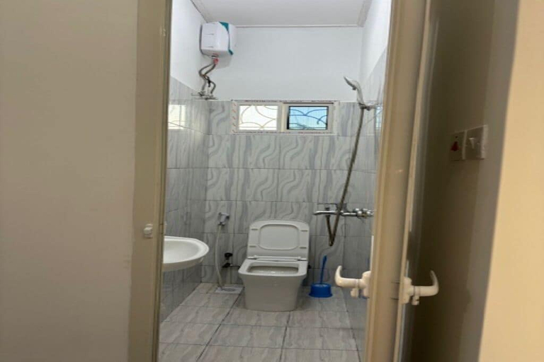 Bathroom 3, Zanzibar mombasa stay, Magharibi