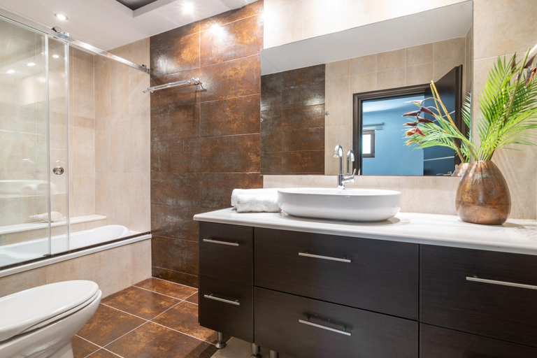 Bathroom 2, Mira Agua Villa, Ionian Islands