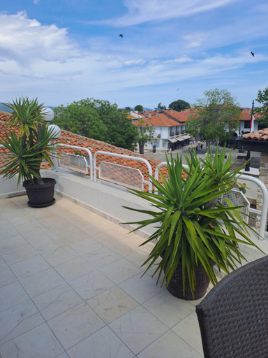 Others 5, The White House Guest House, Nesebar