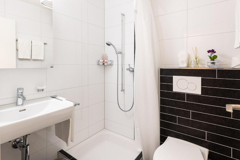 Bathroom, Noah Hotel, Hinwil