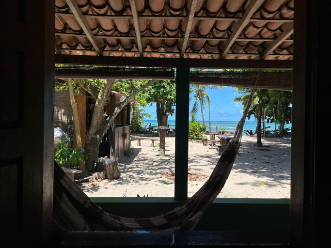 Others 2, Quarto proximo a praia de Morere, Cairu
