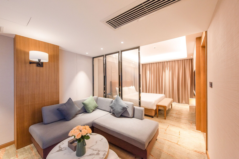 Bedroom 3, Rising Dragon International Hotel, Dongguan