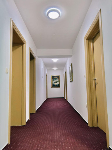 Others 5, Hotel Frankoni, Herzegovina-Neretva