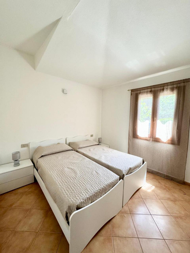 Bedroom 2, Le case in collina - San Teodoro, Nuoro