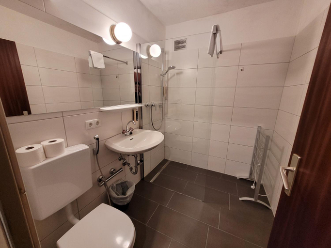 Bathroom, Apartment Centrum - Steinbock Lodges, Zell am See