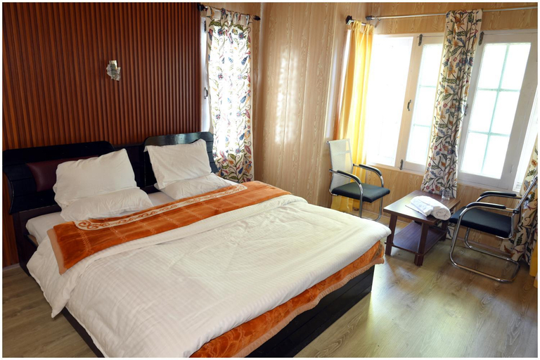 Others 5, White House Cottage, Anantnag