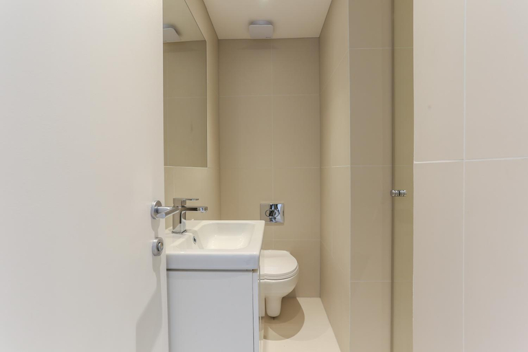 Bathroom 3, Kings Cross Serviced Apartments, London