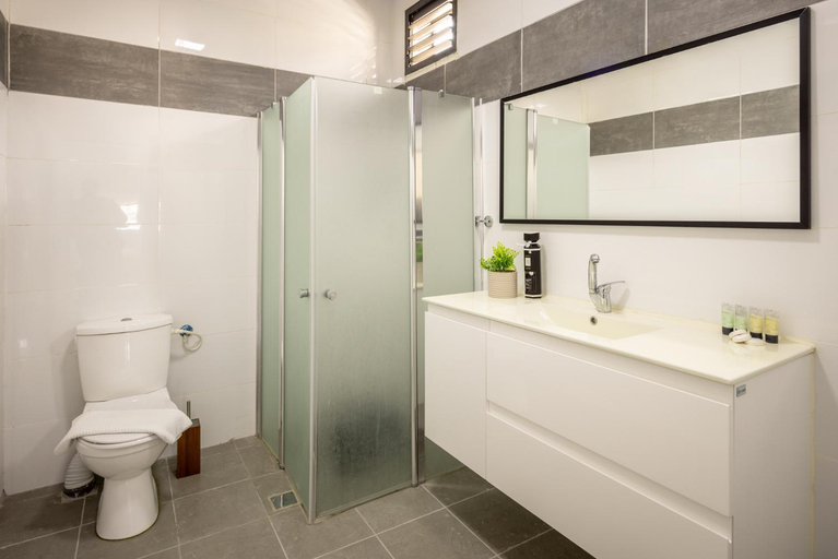 Bathroom 2, Stella Maris 3BR Vista Apartment Mountain View