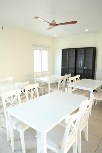 Food & Drinks 2, Mayilveedu Guest House, Thoothukkudi