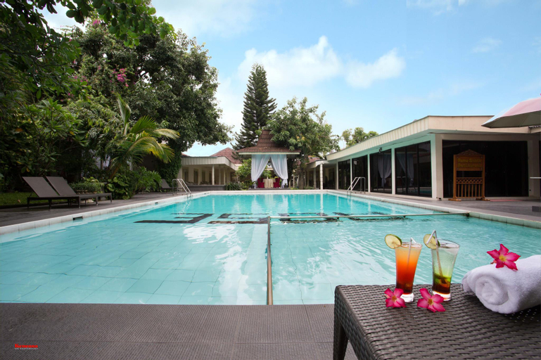Swimming Pool 1