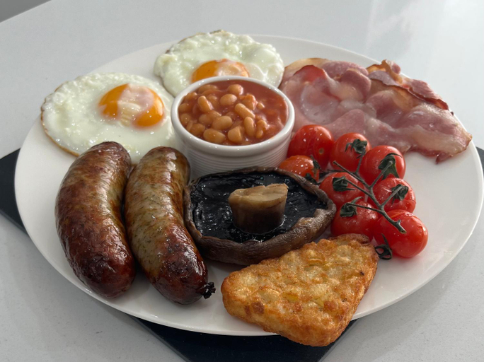 Food & Drinks 5, Bentley Lodge, Torbay