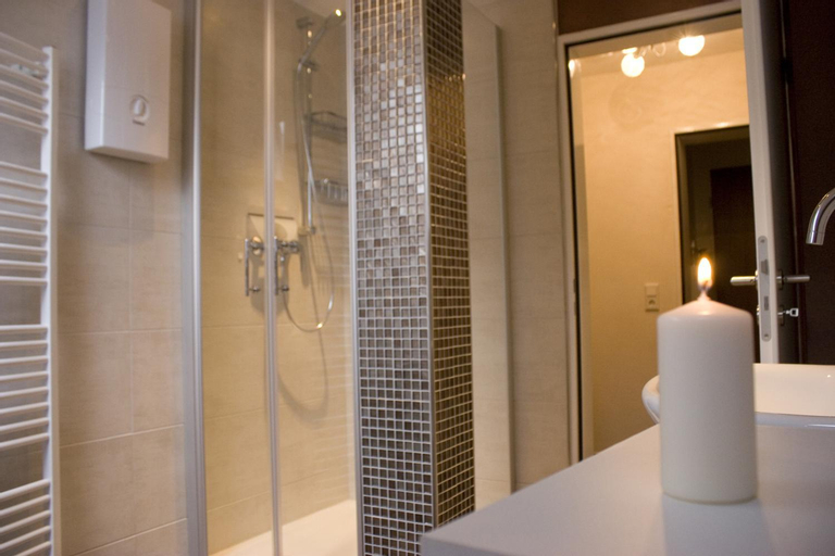 Bathroom 7