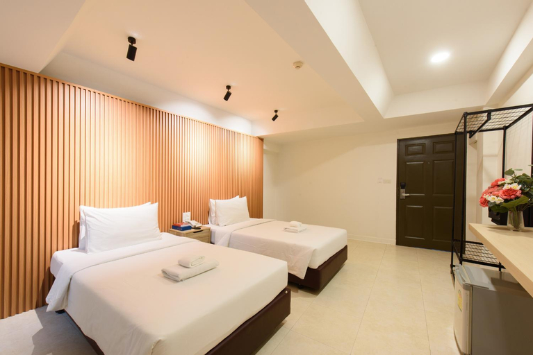Bedroom 12