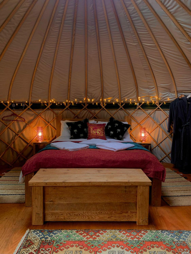 Others 3, Stamford Meadows Glamping with Private Hot Tubs, Lincolnshire