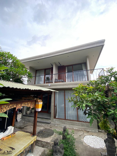 Exterior 11