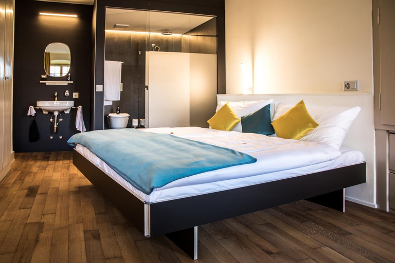Bedroom 6