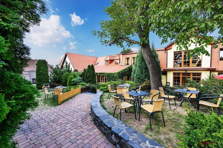Food & Drinks 4, Restaurace a Penzion U Palecku, Chrudim