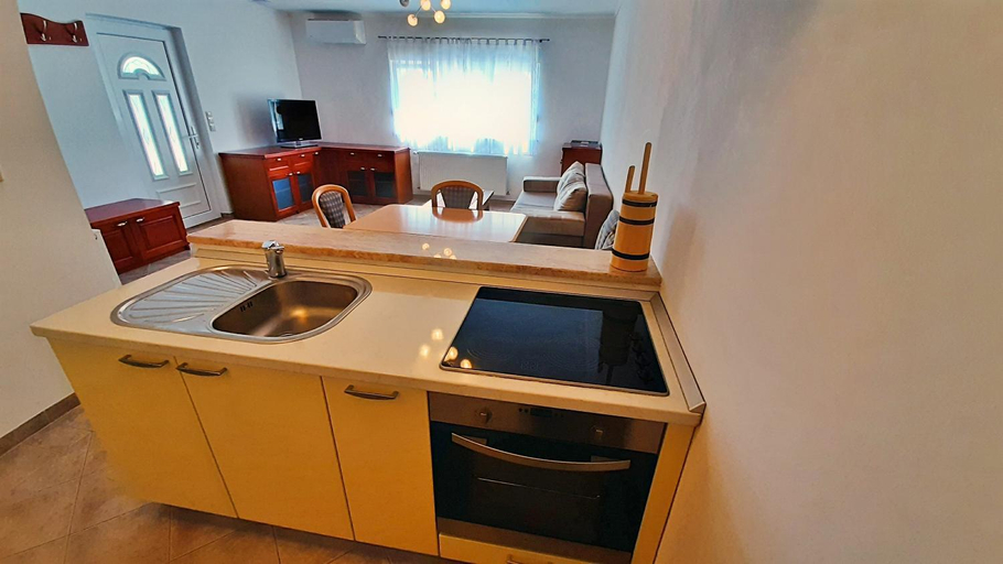 Others 4, Apartments Stare Duce 6, Dugi Rat