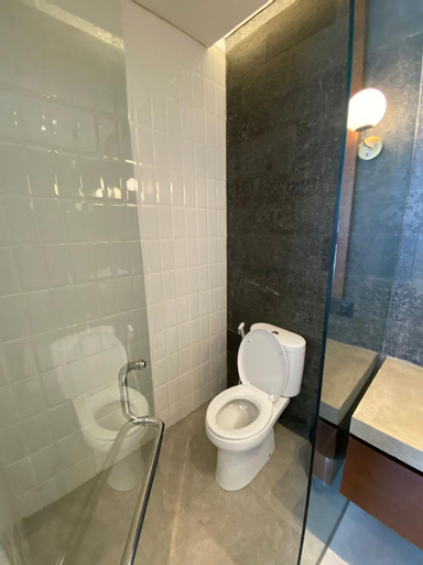 Bathroom 15