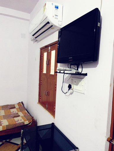 Others 4, Chandrashram Paying Guest House, Varanasi
