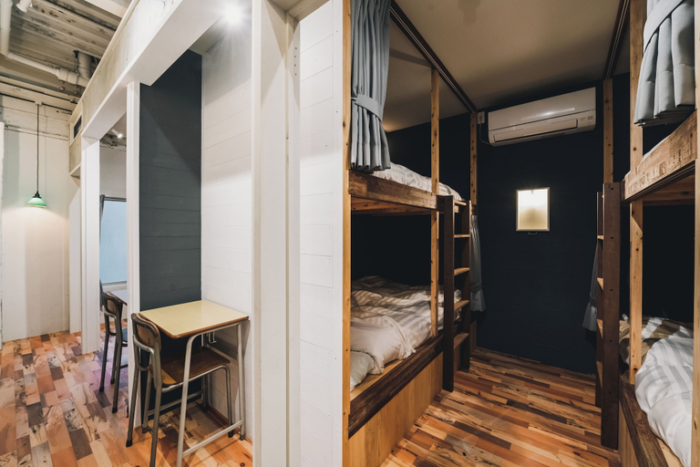 Bedroom 5, Kotori Coworking & Hostel Takamatsu, Takamatsu
