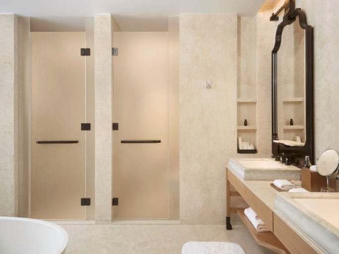 Bathroom 19