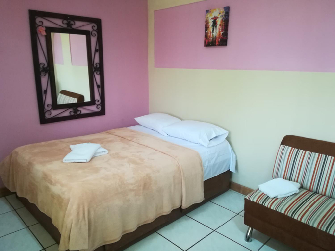 Bedroom 2, Belis, Alajuela