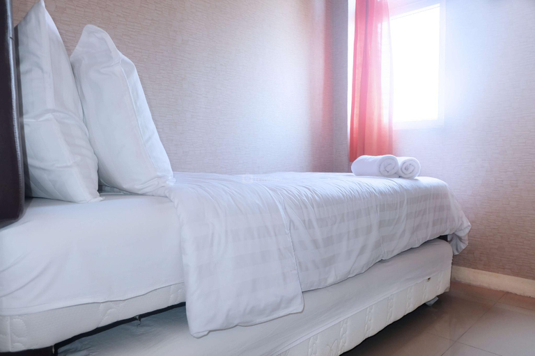 Bedroom 2, Apartment 2BR at Green Pramuka City By Travelio, North Jakarta