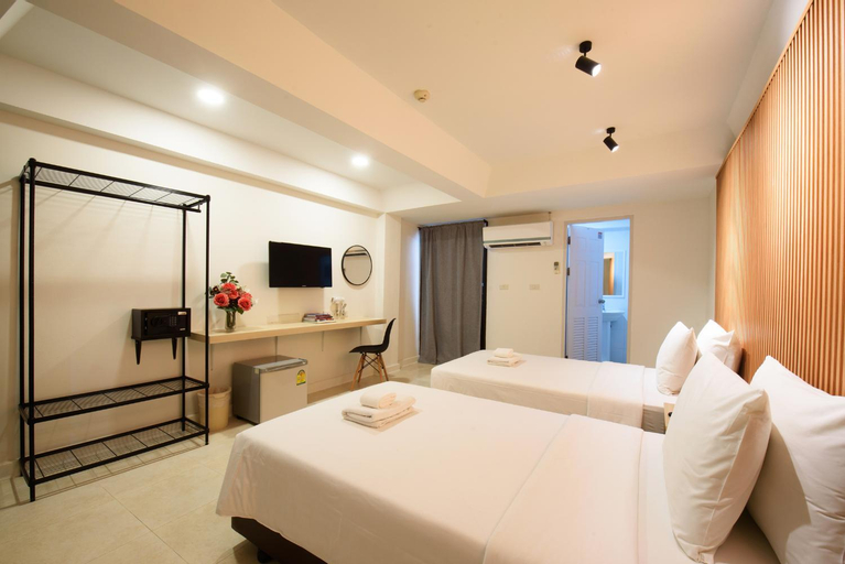 Bedroom 8