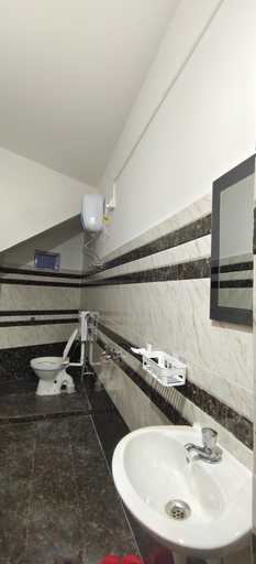 Bathroom 3, Mirik Homestay, Darjiling