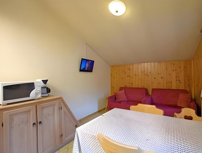 Others 2, Residence L'Arcobi, Sondrio