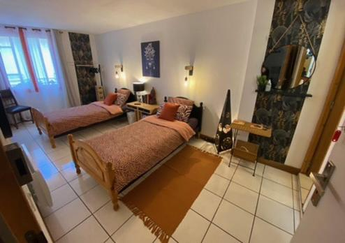 Others 2, Os-thel, Chambres a louer, Pyrénées-Orientales