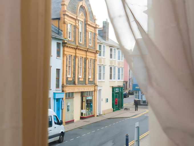 Others 5, Rooms by Maes y mor Town Centre, Ceredigion