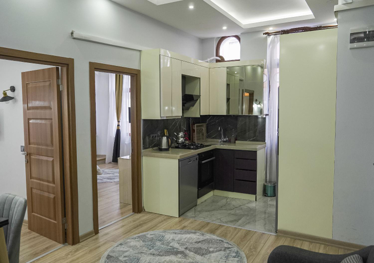 Others 4, Mar Suite, Fatih