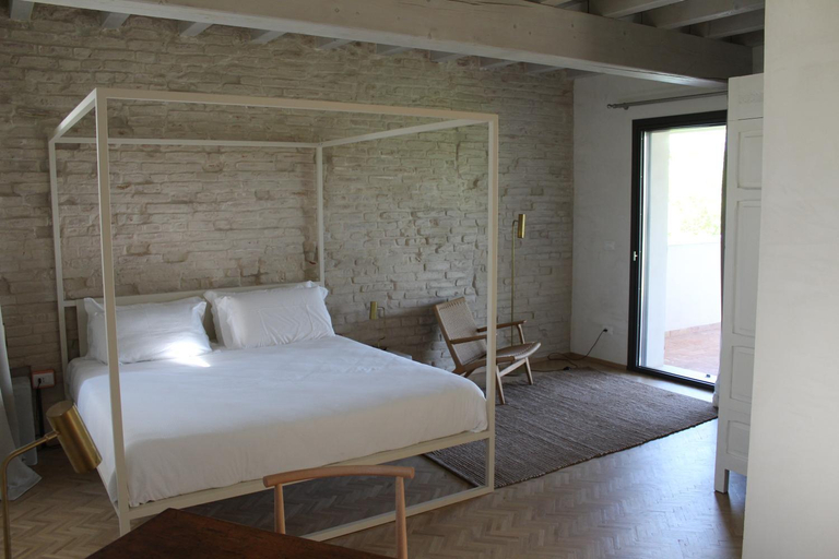 Others 5, Corte LOIOL, Mantua