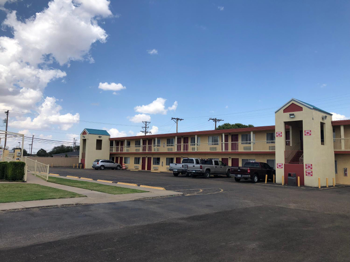 Others 4, Lone Star Inn, Lubbock