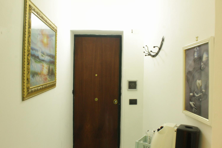 Others 5, Maya guest house, Salerno