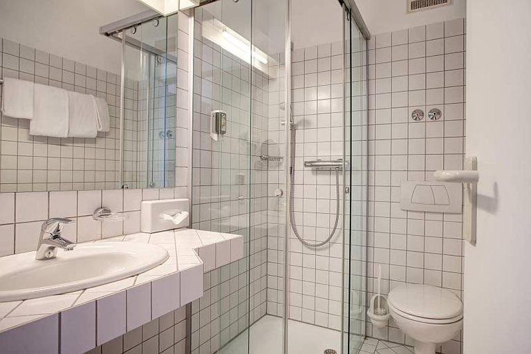 Bedroom 3, alfa hotel, Saarpfalz-Kreis