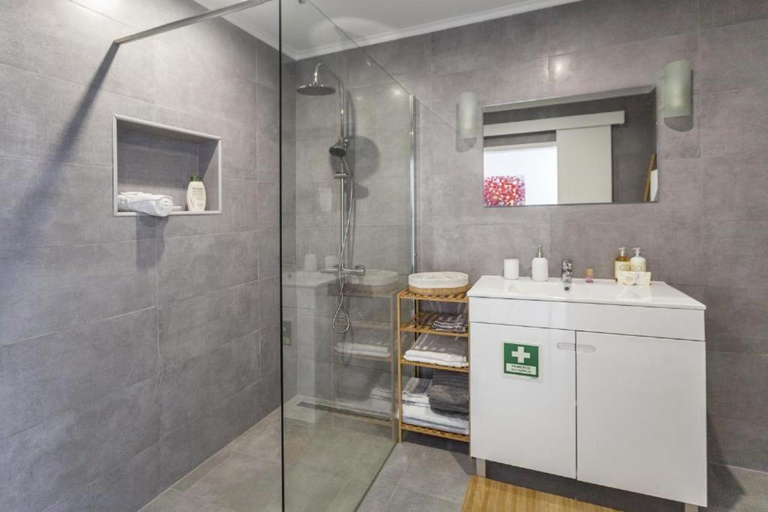 Bathroom, ANCO 56 - City Centre with Terrace, Ponta Delgada