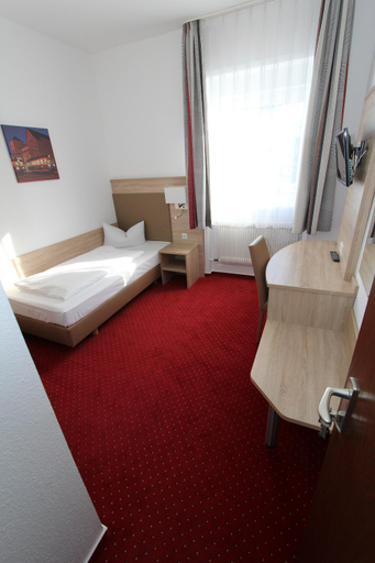 Bedroom 4, Hotel Schoch KG, Tuttlingen